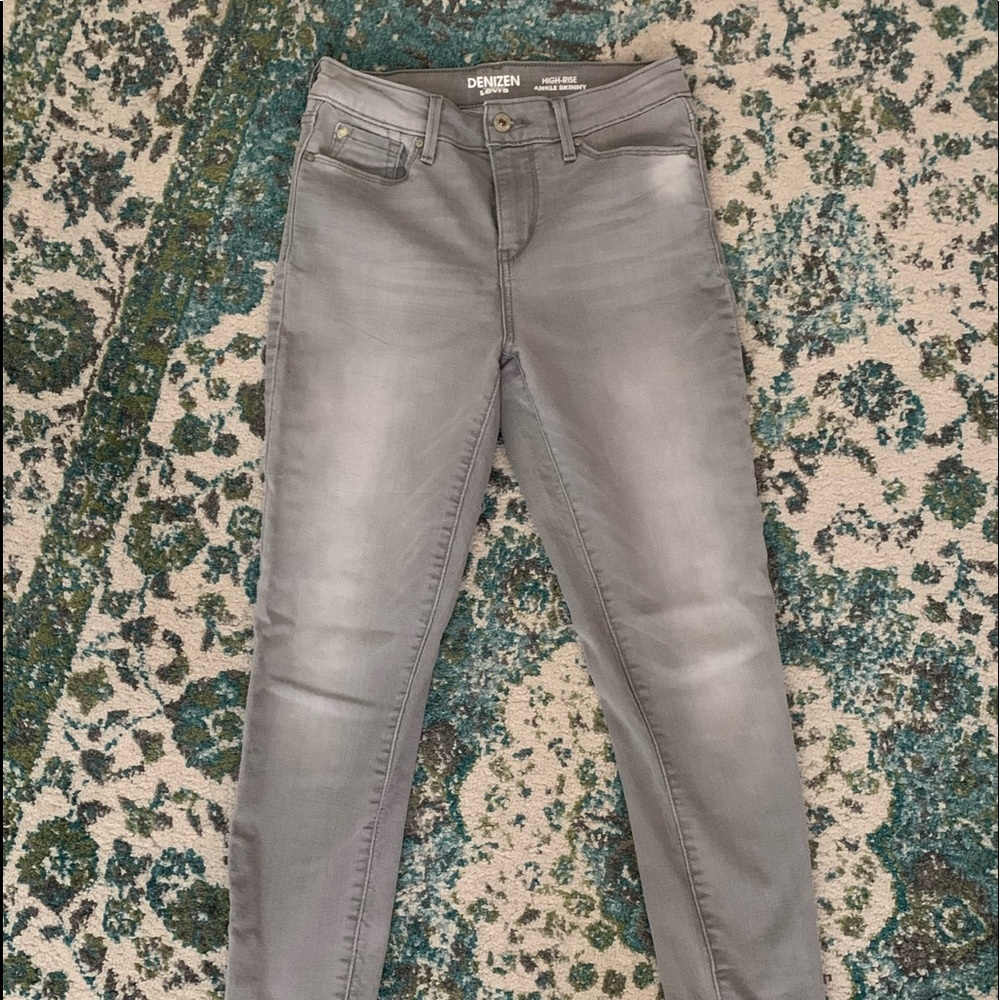 Light gray jeans